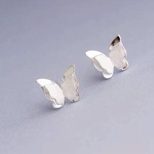 New Fashion Silver Butterfly Stud Earrings Jewelry !